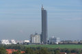 Самый высокий и самый крупный элеваторы в мире